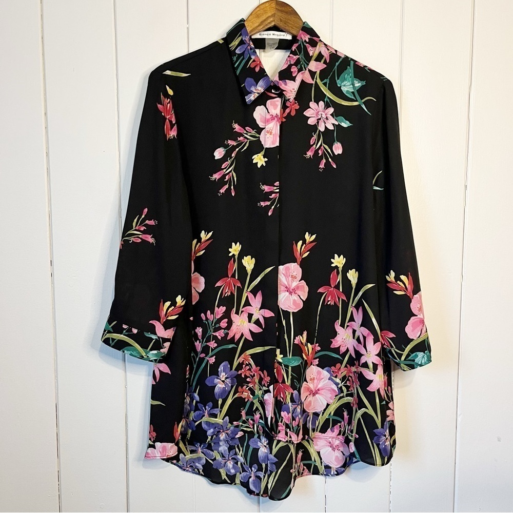 Bianca Nygard Floral Sheer Flowy Button Down Shirt. Size Large.